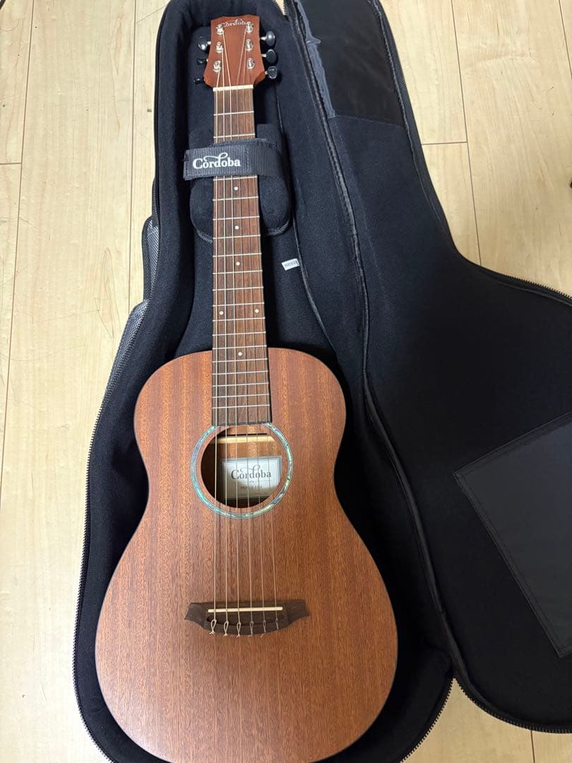 Cordoba Mini II MH ミニ　ナイロン弦ギター