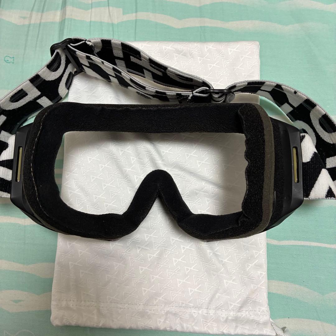 Burton ANON M4 ゴーグル Asia fit 球面レンズ