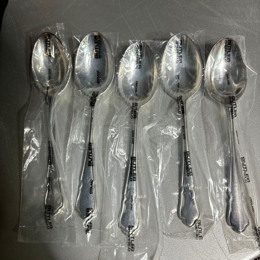 BUTLER イギリス製　カトラリーセット　約75本