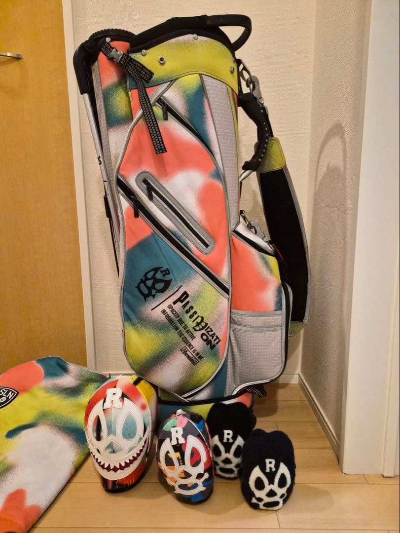 Russeluno グラフィティキャディバッグ