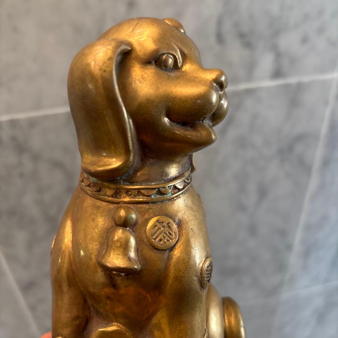 中国アンティーク　ゴールドに輝く可愛らしい犬の子宝祈願の真鍮製のオブジェ