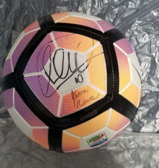 トッティ　フランチェスコ・トッティ　直筆サイン　サイン　ボール　サッカーボール