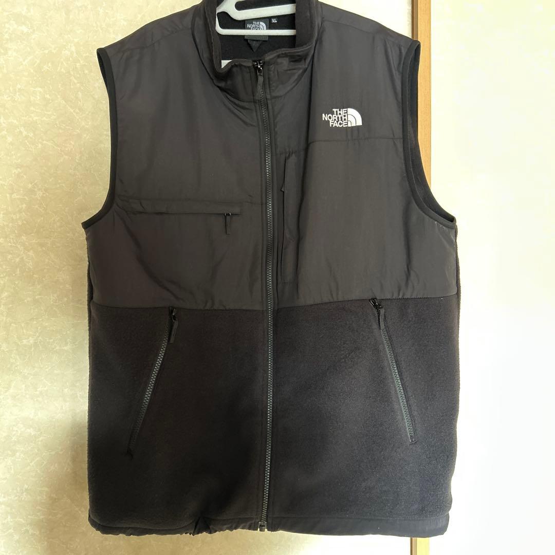 【本日18時発送】TheNorthFace ブラックベスト