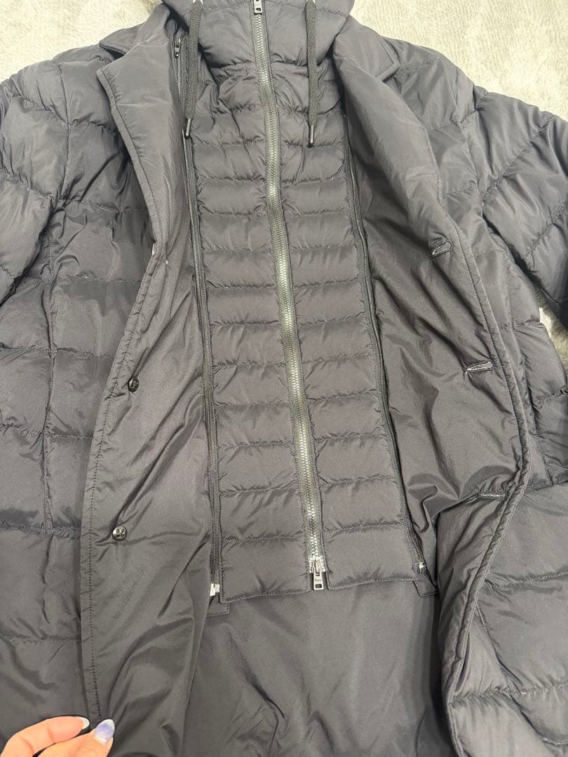 HERNO黒 フード付きダウンジャケットメンズ48