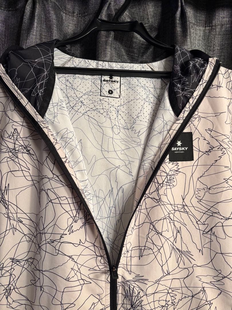 SAYSKY ウィンドブレーカー フード付き