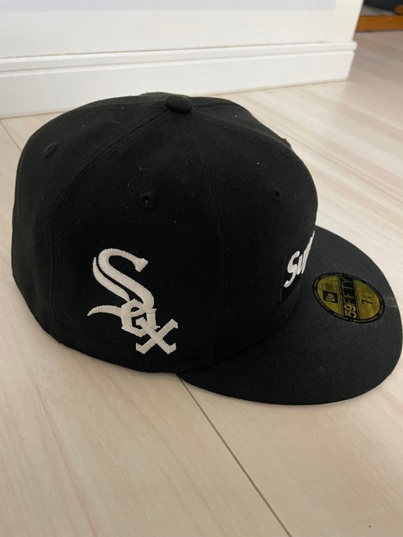 シュプリーム　ニューエラ　ホワイトソックス　ブラック　7 3/8 黒