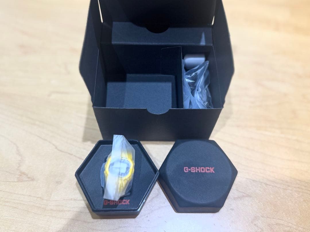 G-SHOCK NANO DWN-5600-9JR リングウォッチ　イエロー