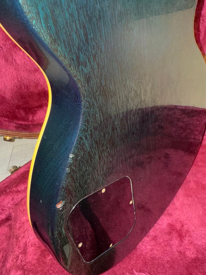 ギター GibsonLesPaulClassiPremiumPlus TransBlue