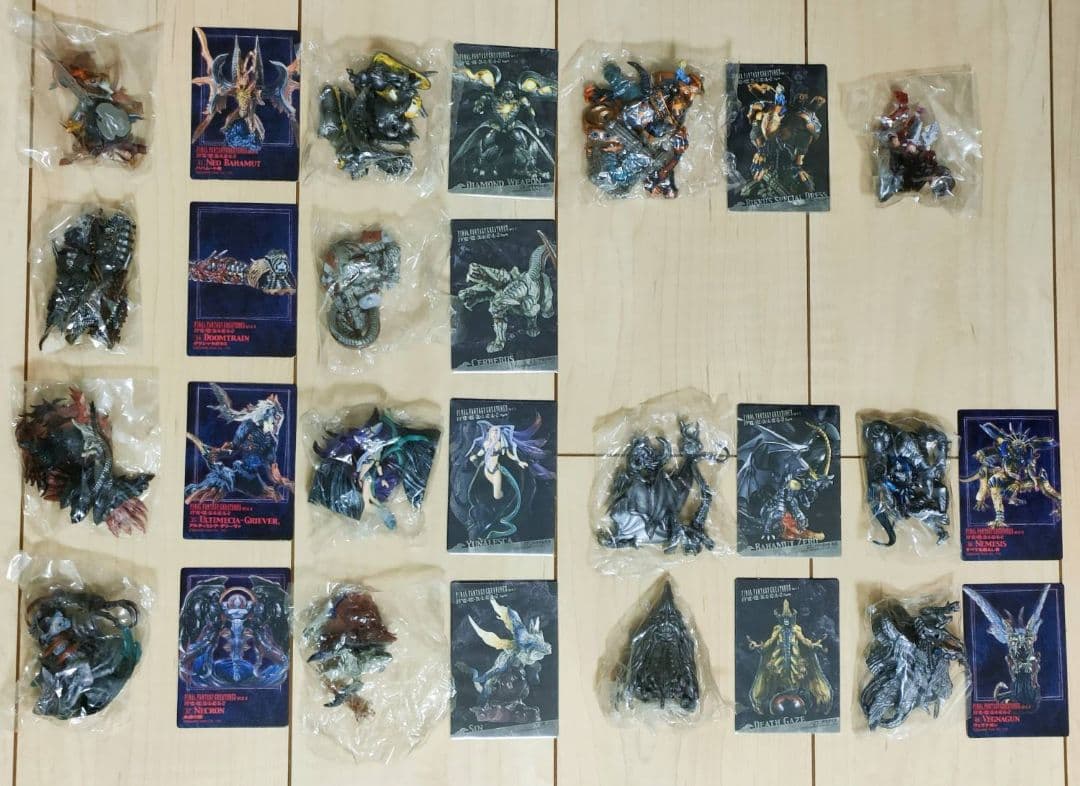 FFクリーチャーズ14体　リュックカラーあり