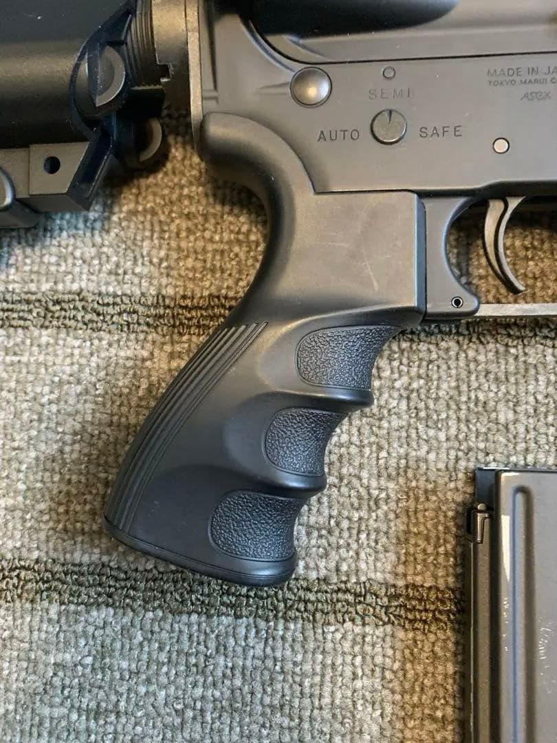 次世代電動ガンソップモッドm4カスタム　マガジン3本付き　バッテリー2本付き