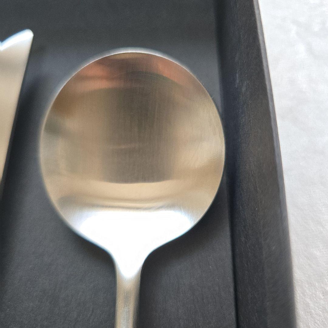 Cutipol クチポール ＊ゴア ディナー カトラリーセット＊グレー＊レスト付