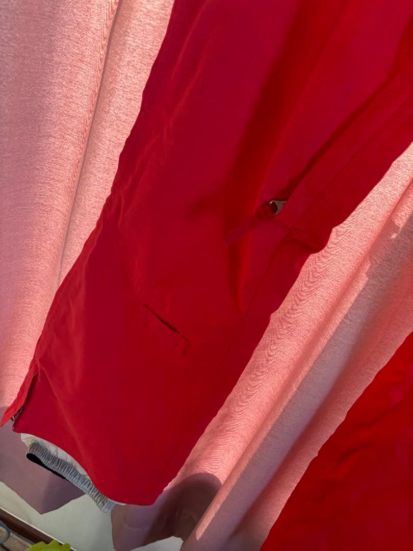 スノボジャケット、スキーウェアellesse ジャケット ＆BURTONパンツ