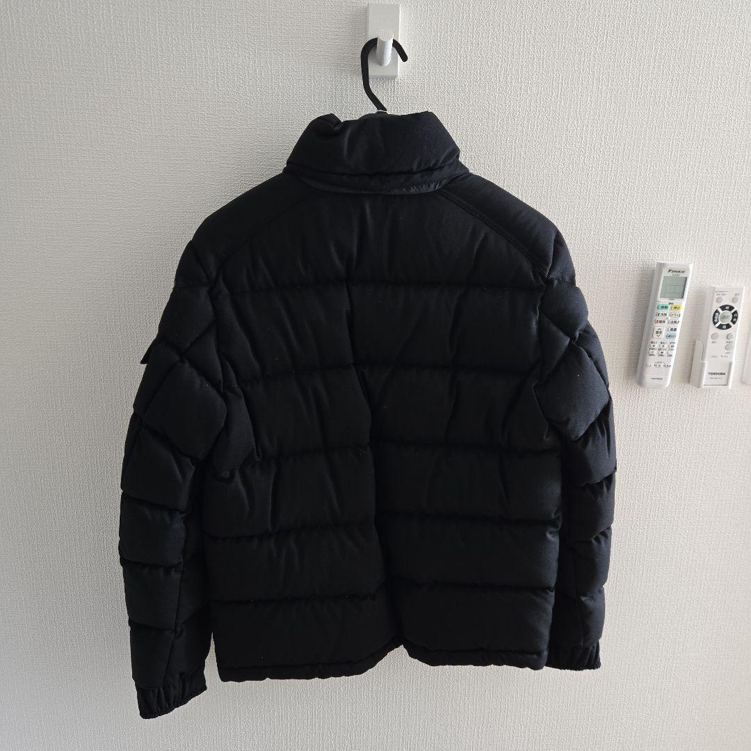 モンクレール(Moncler) メンズダウン 黒
