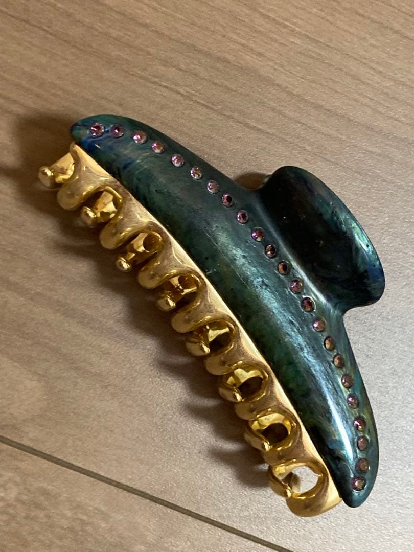 最終価格22日まで　acca（アッカ）クリップLスワロフスキー付き