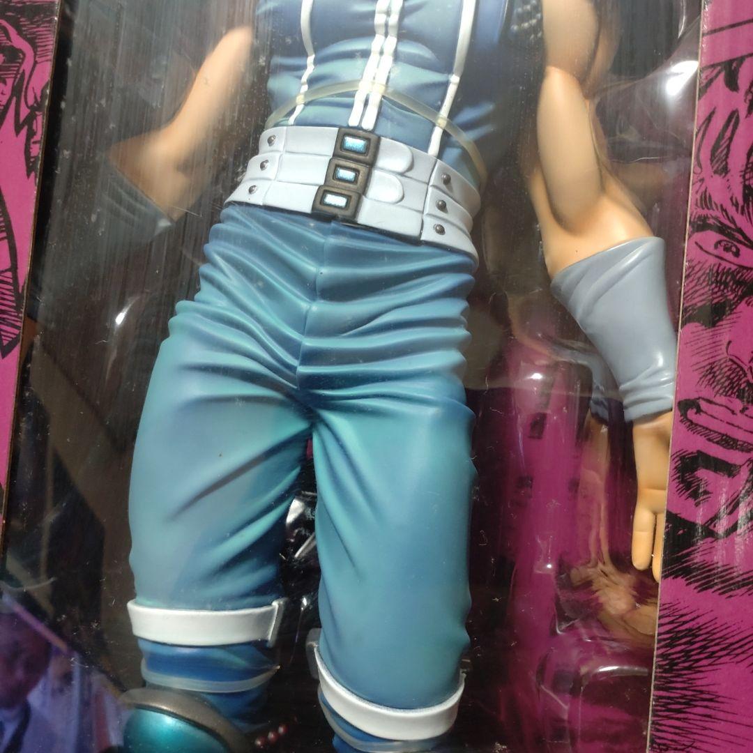 レイ(黒髪) 「北斗の拳」 ソフトビニールモデル 海洋堂　リペイント版と通常版