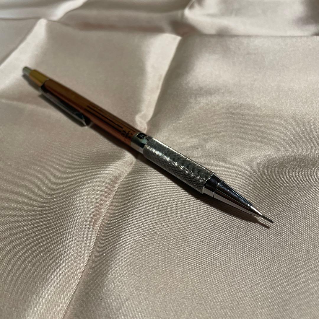 ペンテル　PG2003 0.3㎜