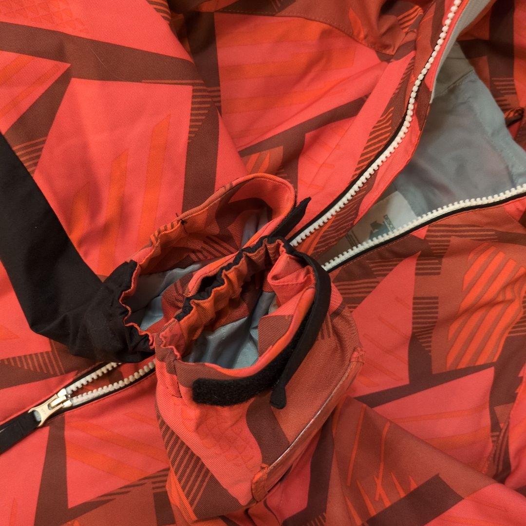 極美品　DESCENTE デサント スキーウェア 150 キッズ