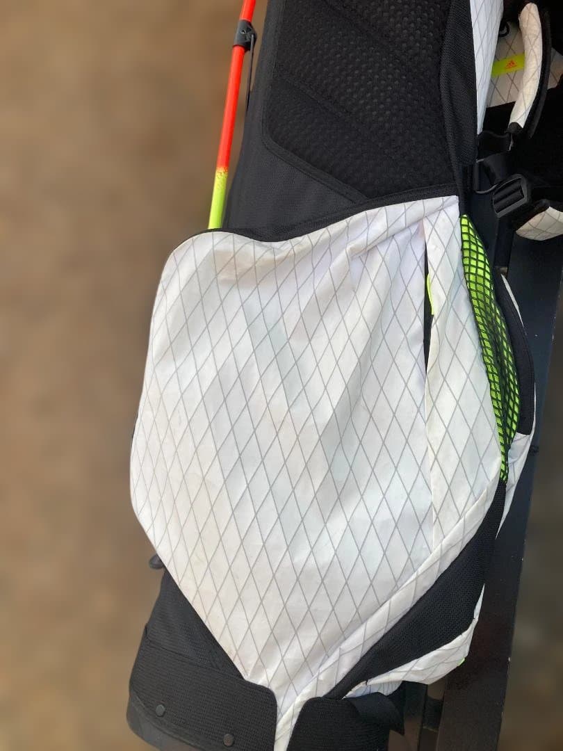 adidas スタンド型　キャディバック　X-pac 生地使用　軽量　アディゼロ