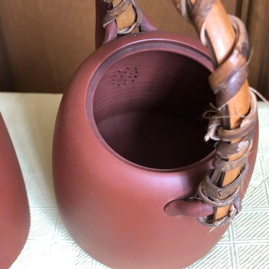 初代常山作　常滑焼土瓶壱対　朱泥　瓶　骨董品　年代物　古物　名工　在名印有