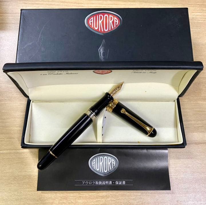 AURORA アウロラ 万年筆 88 オールブラック 14K F