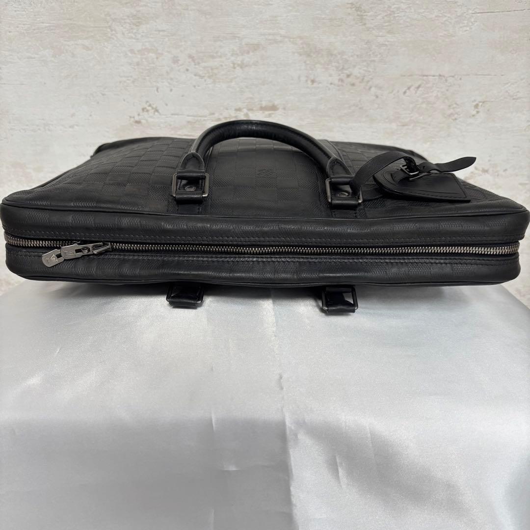 ルイヴィトン ダミエアンフィニ ポルトドキュマン　ヴォワヤージュ ブラック