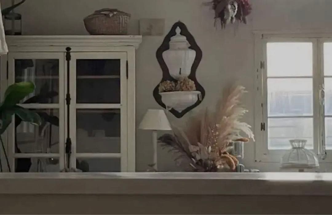 専用page〜✴︎フランスヴィンテージ✴︎グレモン錠ガラスキャビネット　リペア済み