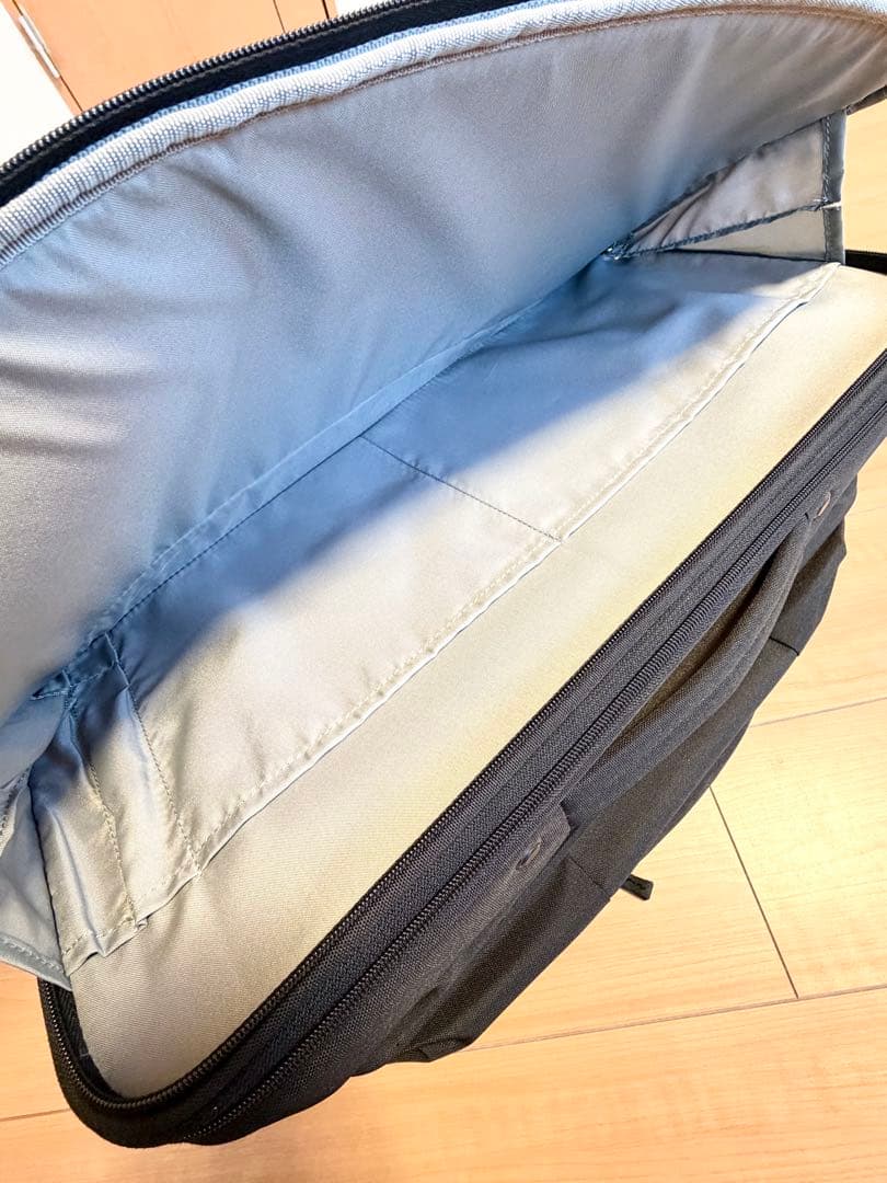 【無印良品】半分の厚みで収納できるソフトキャリー 超大型（81L）ブラック