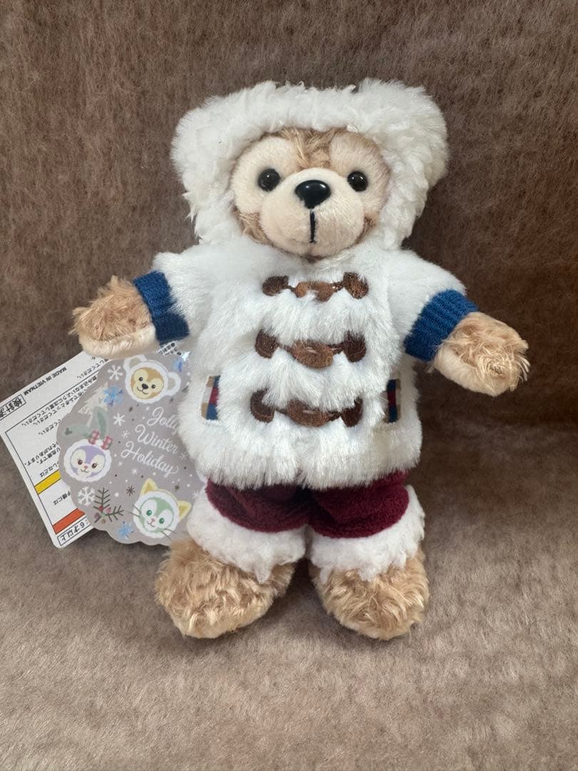 ダッフィー　ウィンターホリデー　2019 ぬいぐるみバッジ