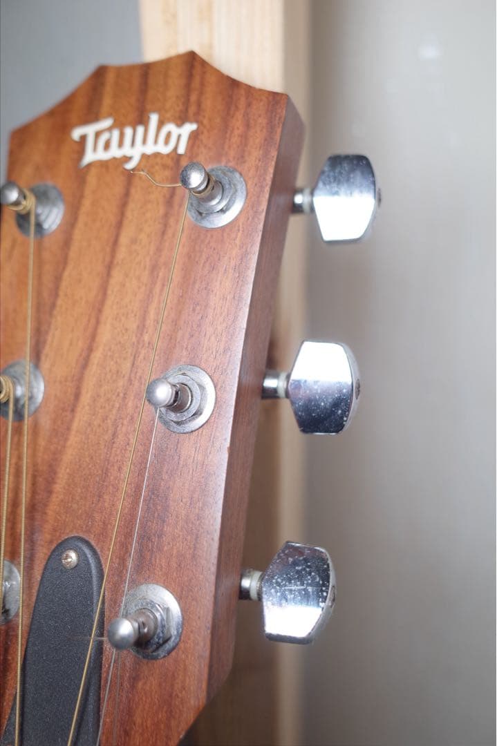 Taylor 114e アコースティックギター ギターケース付き 保証書あり