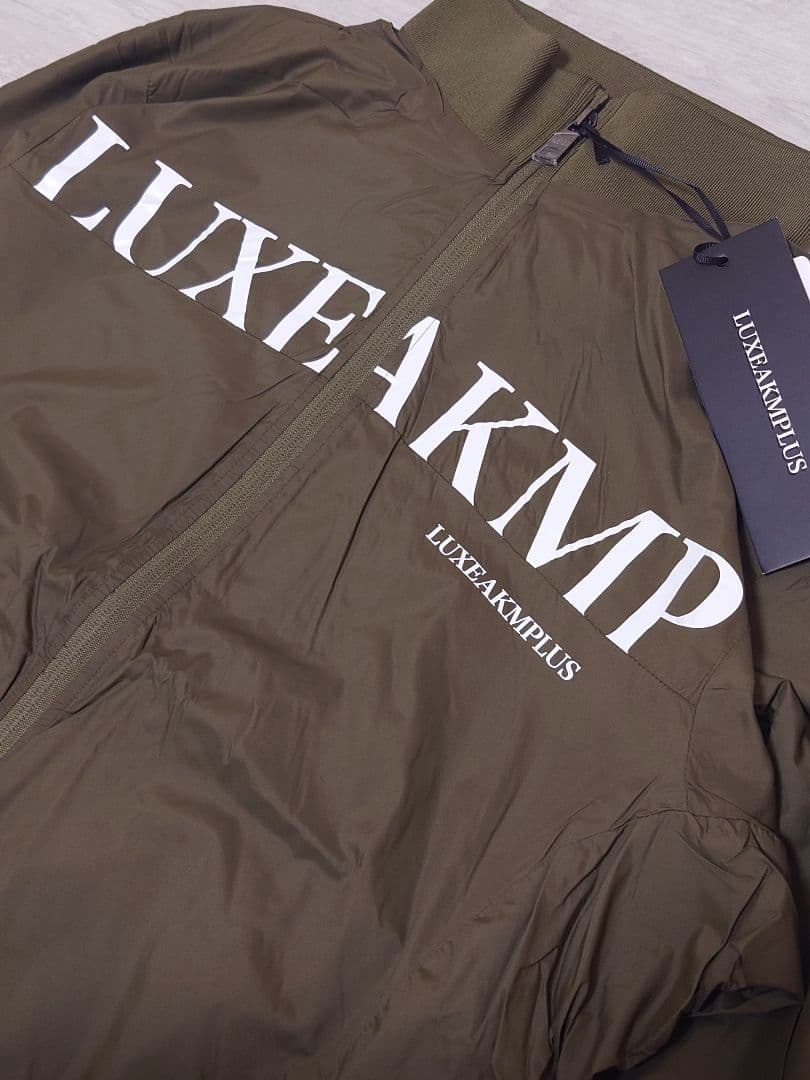 新品XLサイズ 軽量ブルゾン GOLF ゴルフウェア リュクスエイケイエムプラス