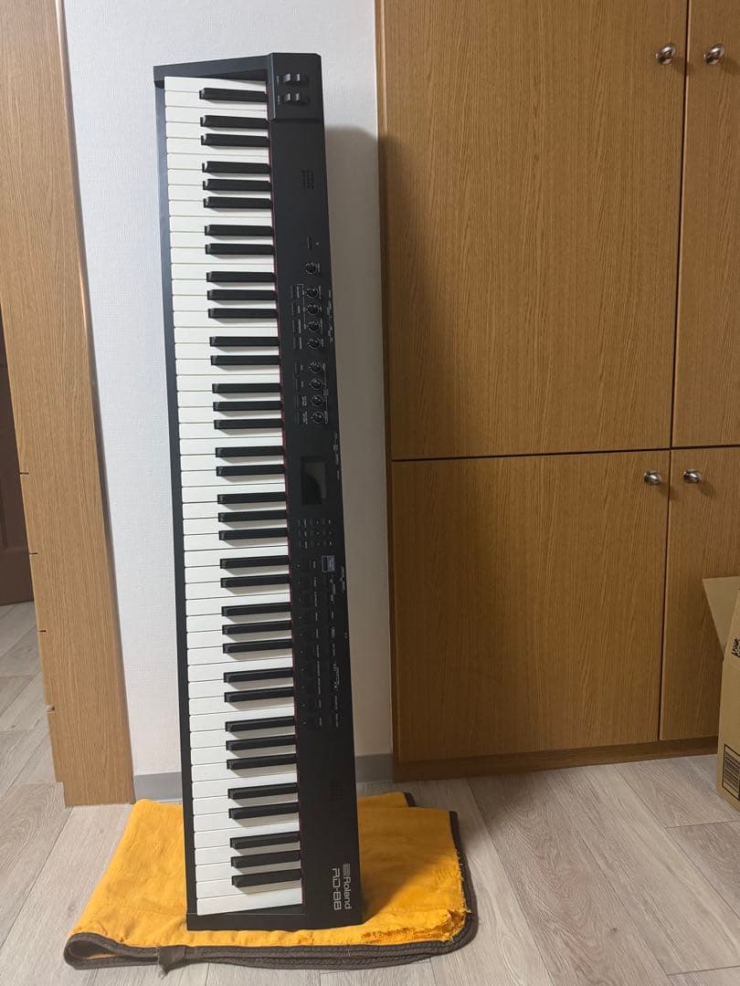 Roland RD-88 電子ピアノ 本体とペダル付き