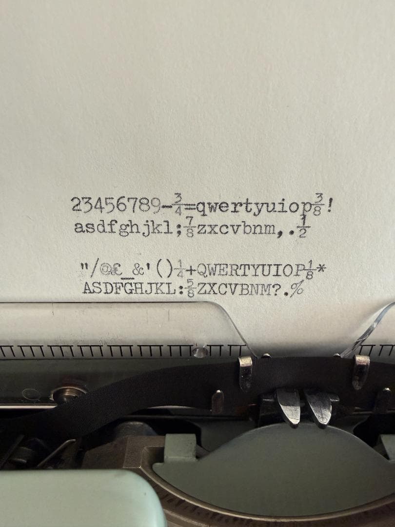 Hermes 3000 タイプライター