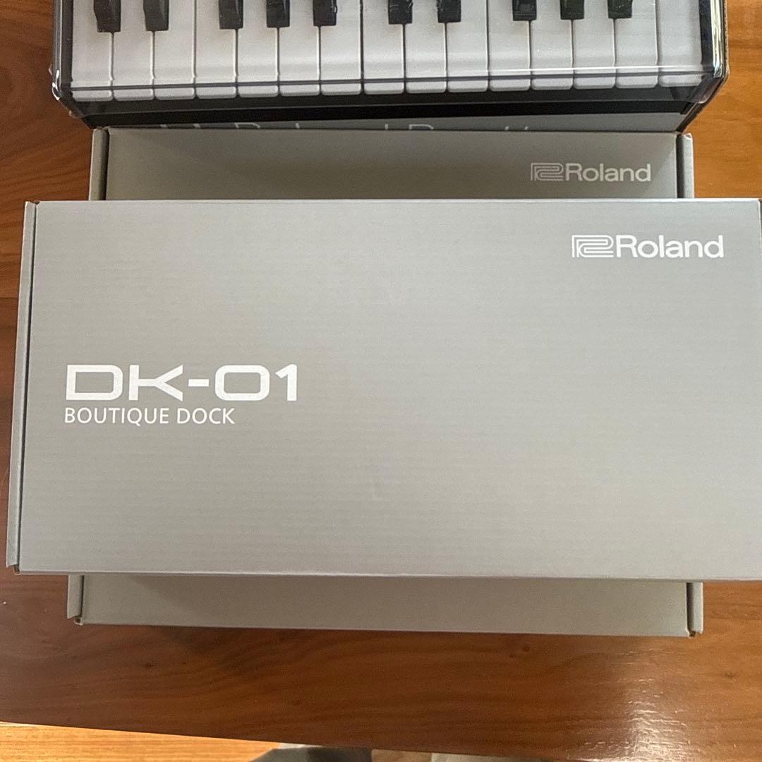 Roland SE-02 アナログシンセサイザーとデッキセーバー　A-01セット