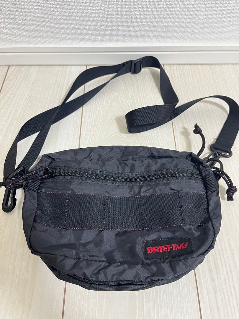 BRIEFING ブラック ショルダーバッグ