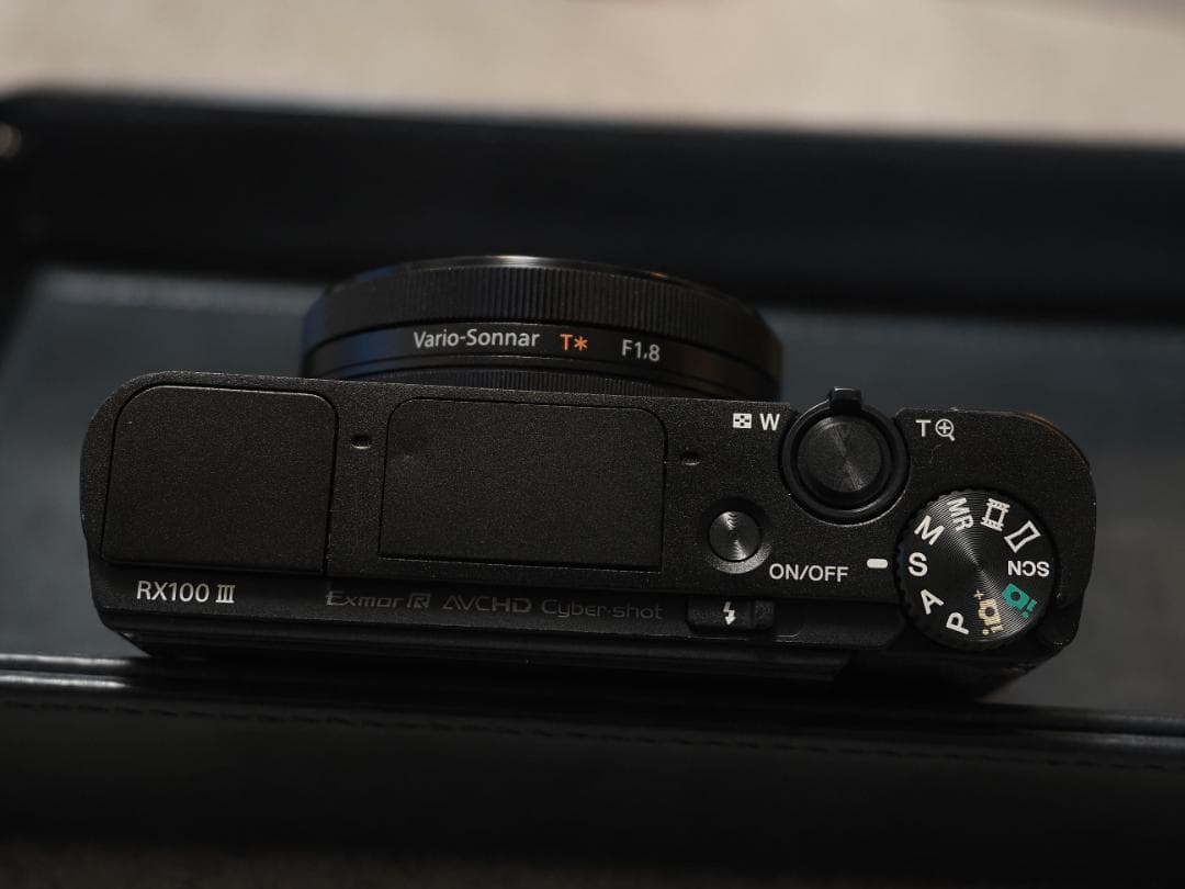 ソニーサイバーショット DSC-RX100M3