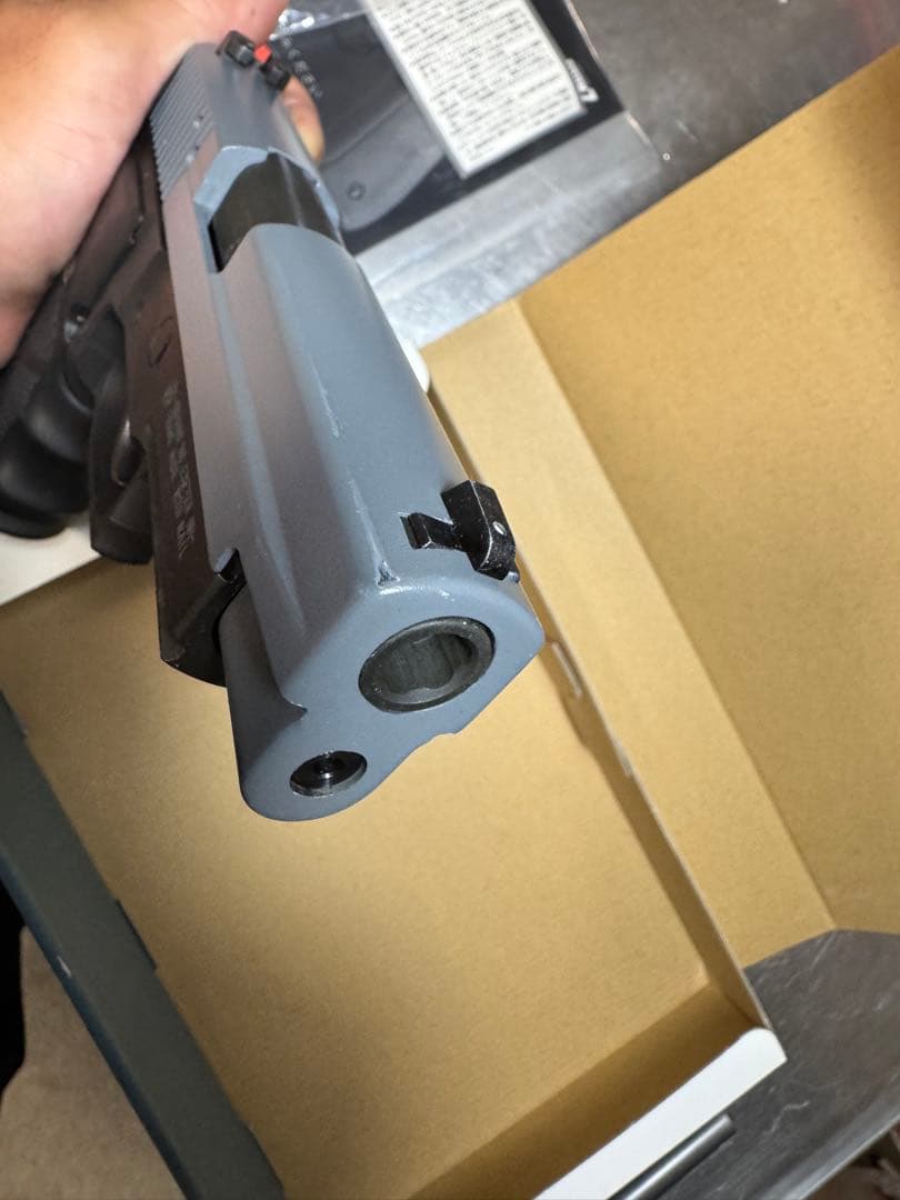 KSCP226RHW 中古品使用回数少 実物グリップスライドグレー塗装予備マグ付