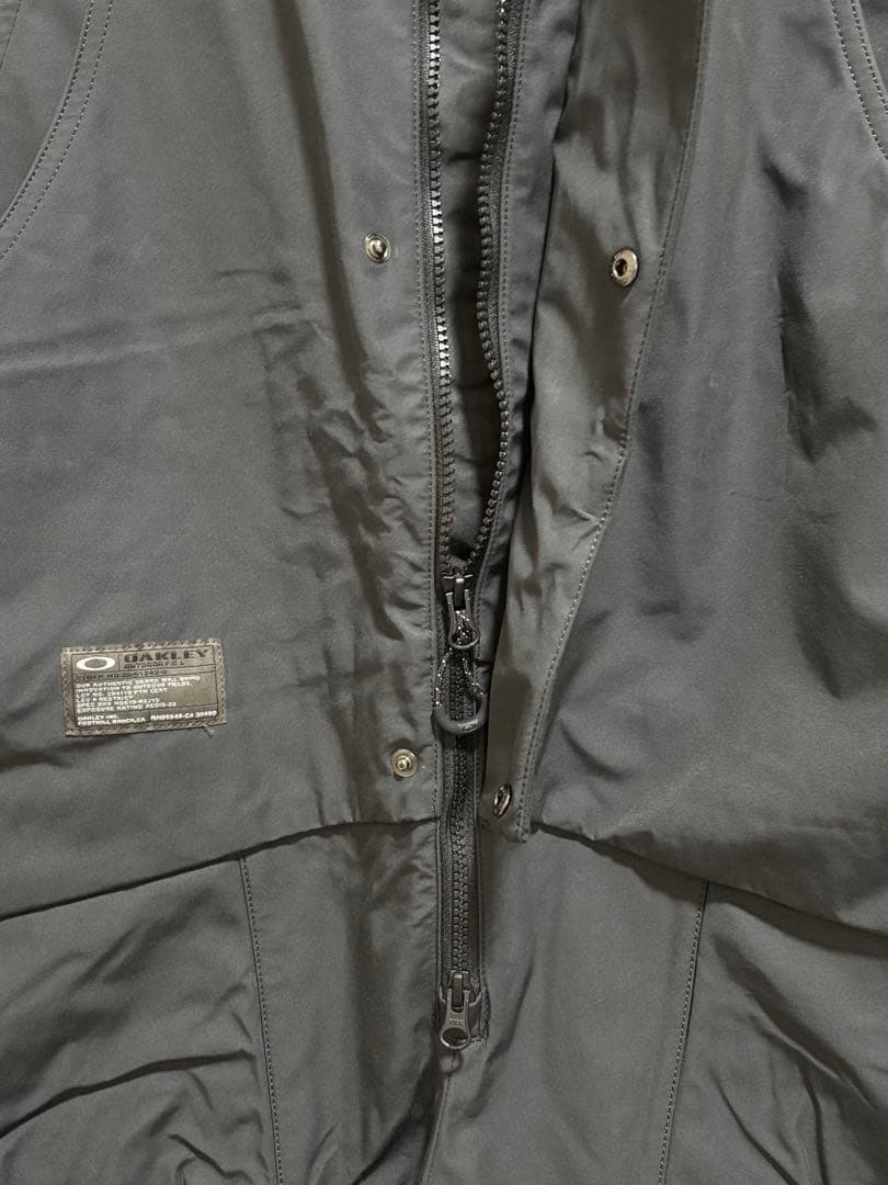 新品 OAKLEYブラック スノーボード ビブパンツ Mサイズ オークリー 防水