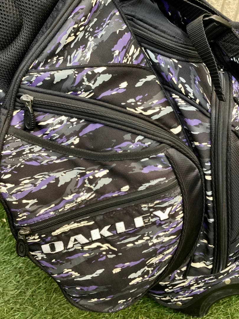 y*a様 オークリーカモ柄スタンドキャディバッグ