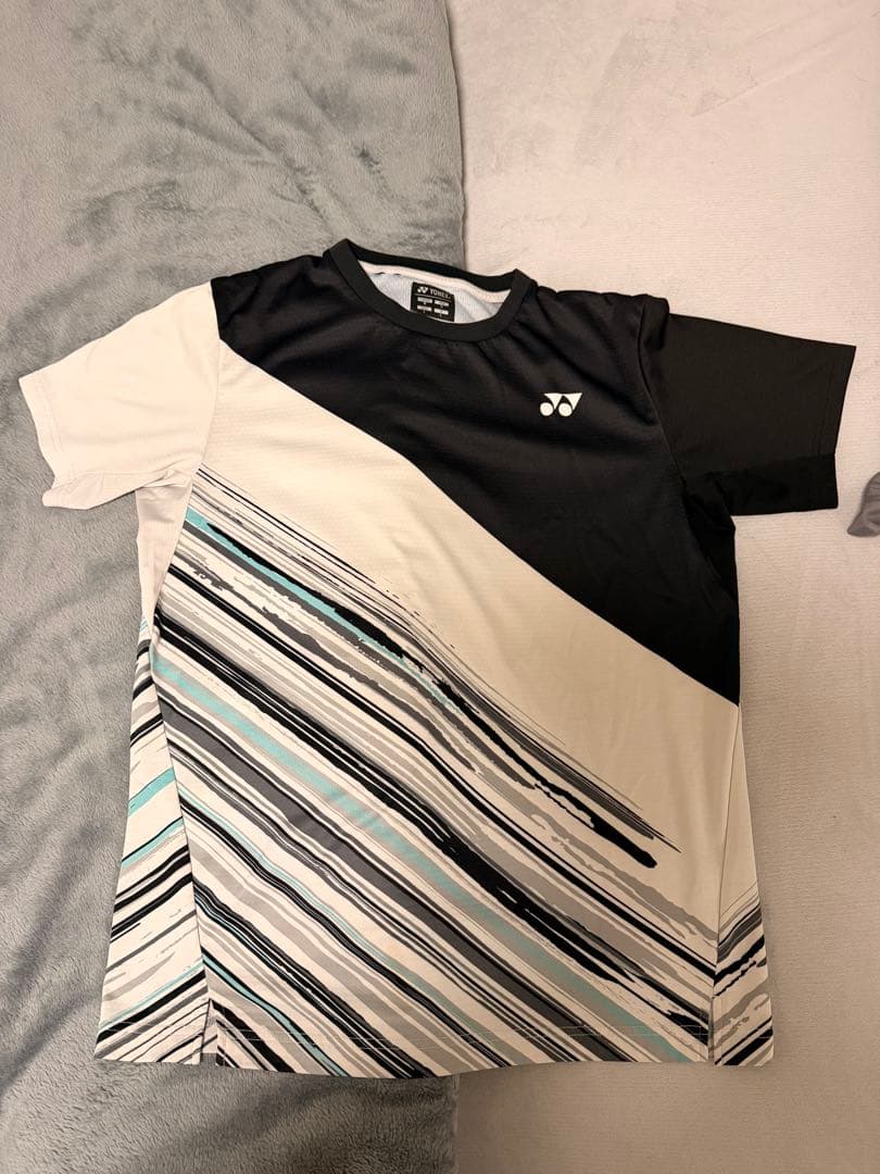 ヨネックス テニスウェア L・Oサイズ 3着&ハーフパンツ1着