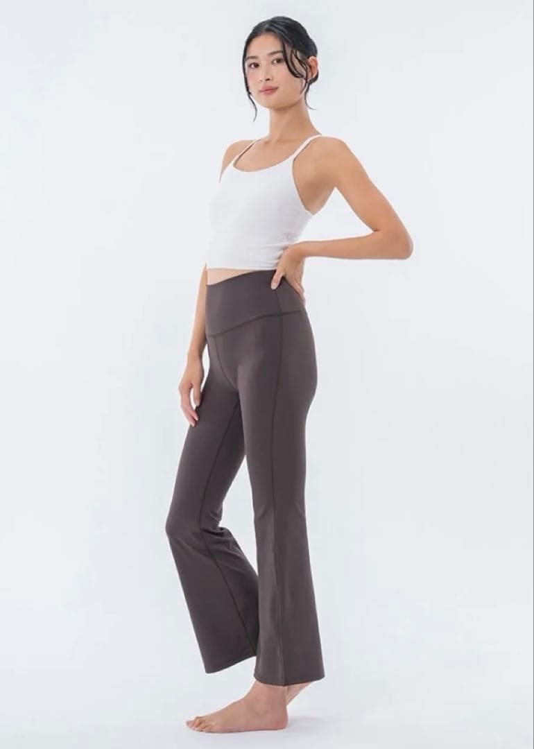 新品 スカーラ【SUKALA】ベーシックフレアレギンス Sサイズ エスプレッソ