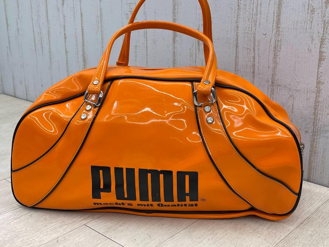 昭和レトロ PUMA ボストンバッグ オレンジ エナメルバッグ 金属ロゴマーク