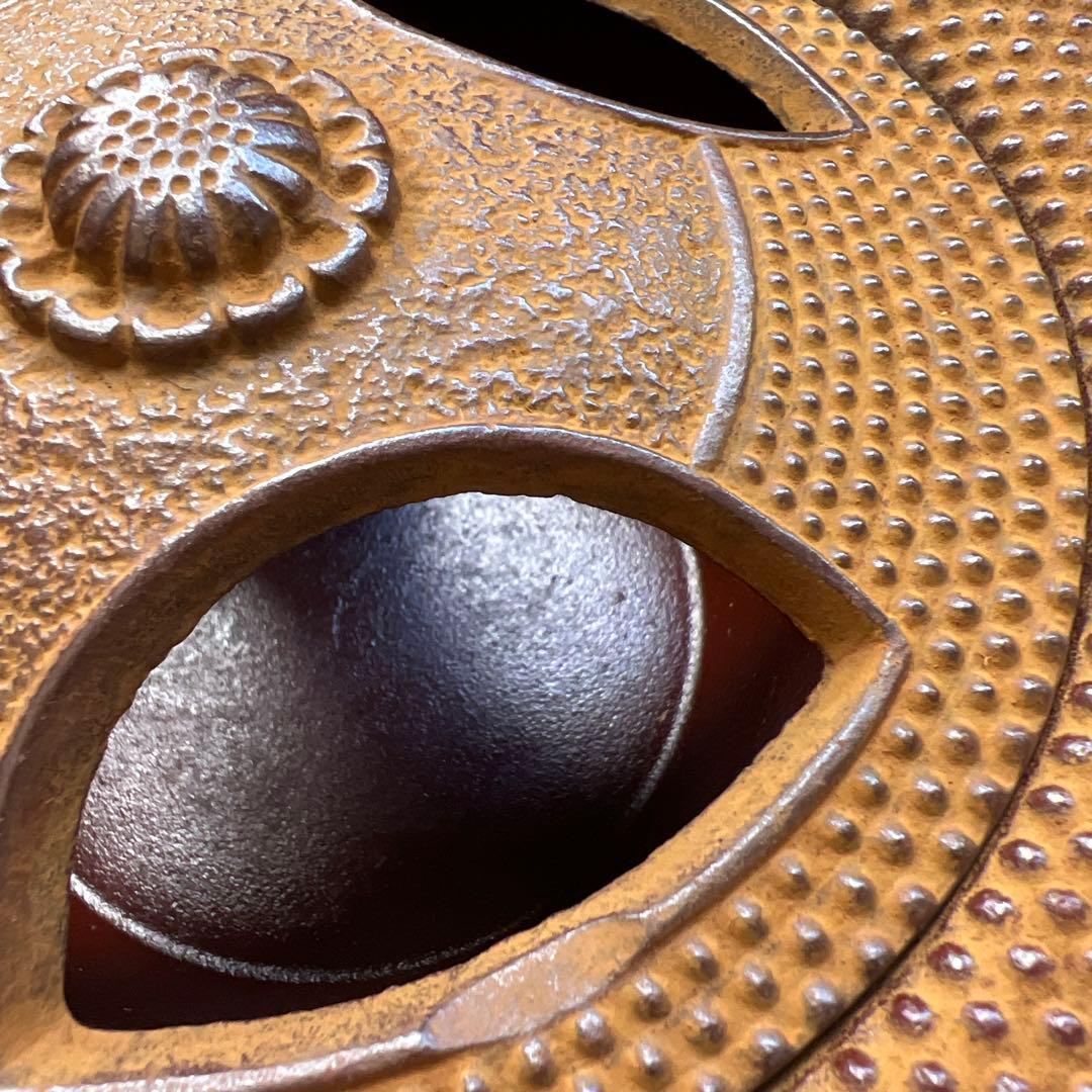 鋳鉄製 花柄灰皿　22.2センチ　南部鉄器　応接室　灰皿　大型