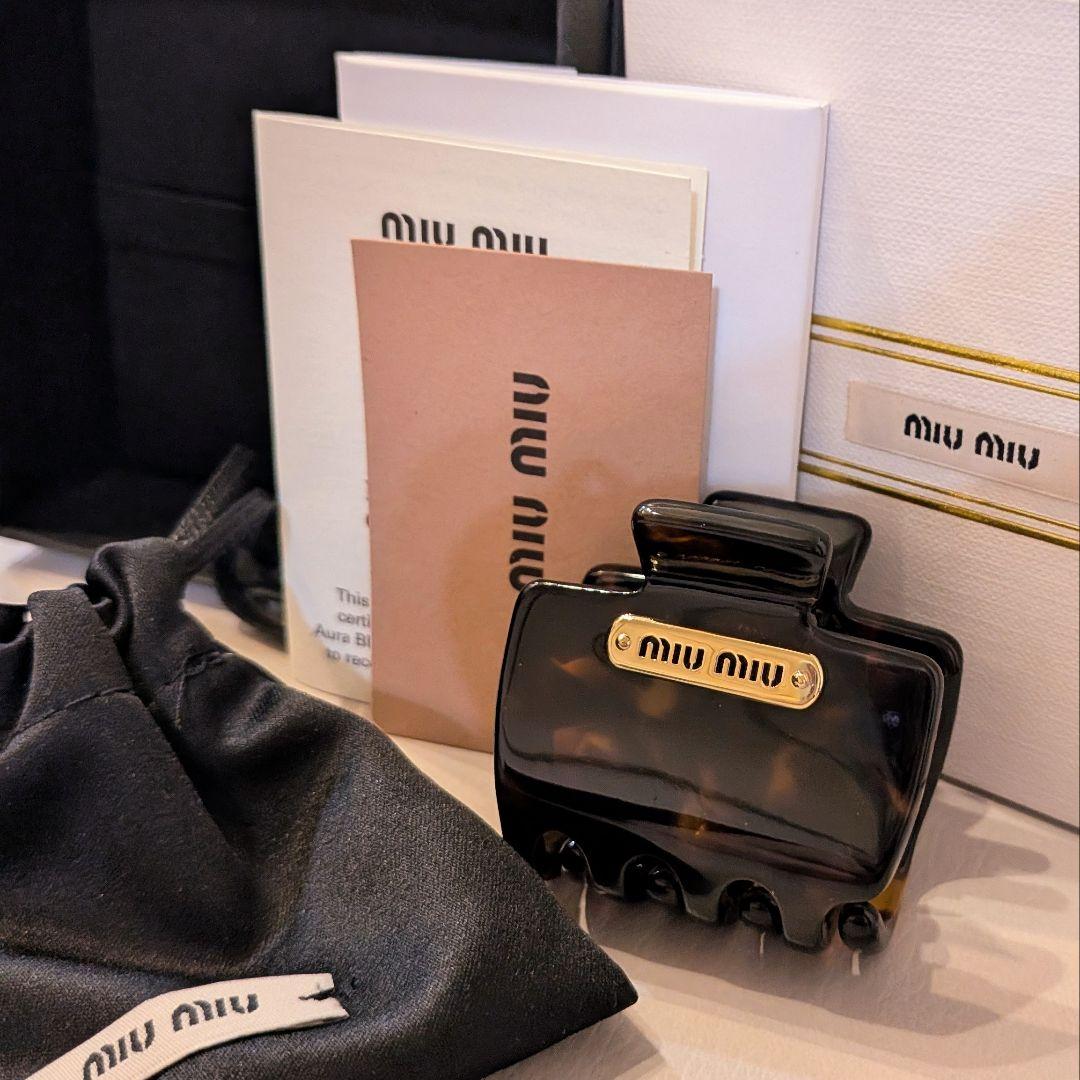 美品✨ミュウミュウ　ヘアアクセサリー　真鍮　べっ甲調　クリップ　ゴールドプレート