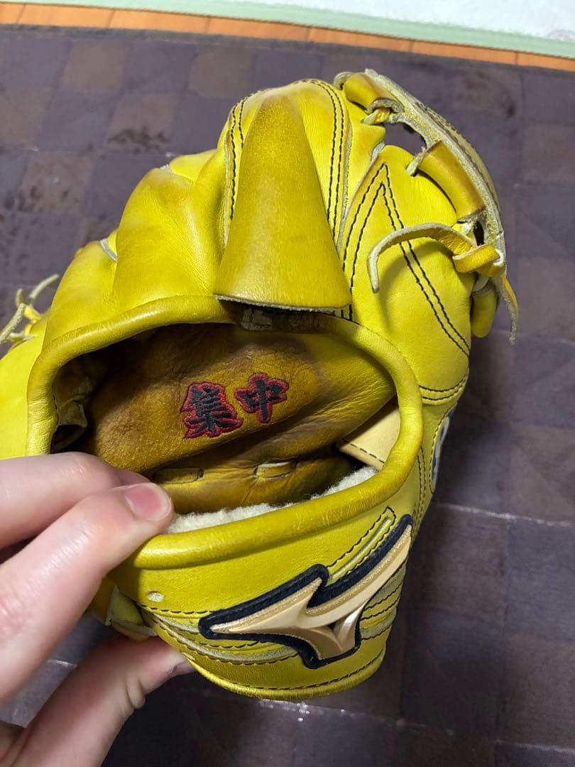 Mizuno Global Elite 軟式グローブ オーダー　投手用　イエロー