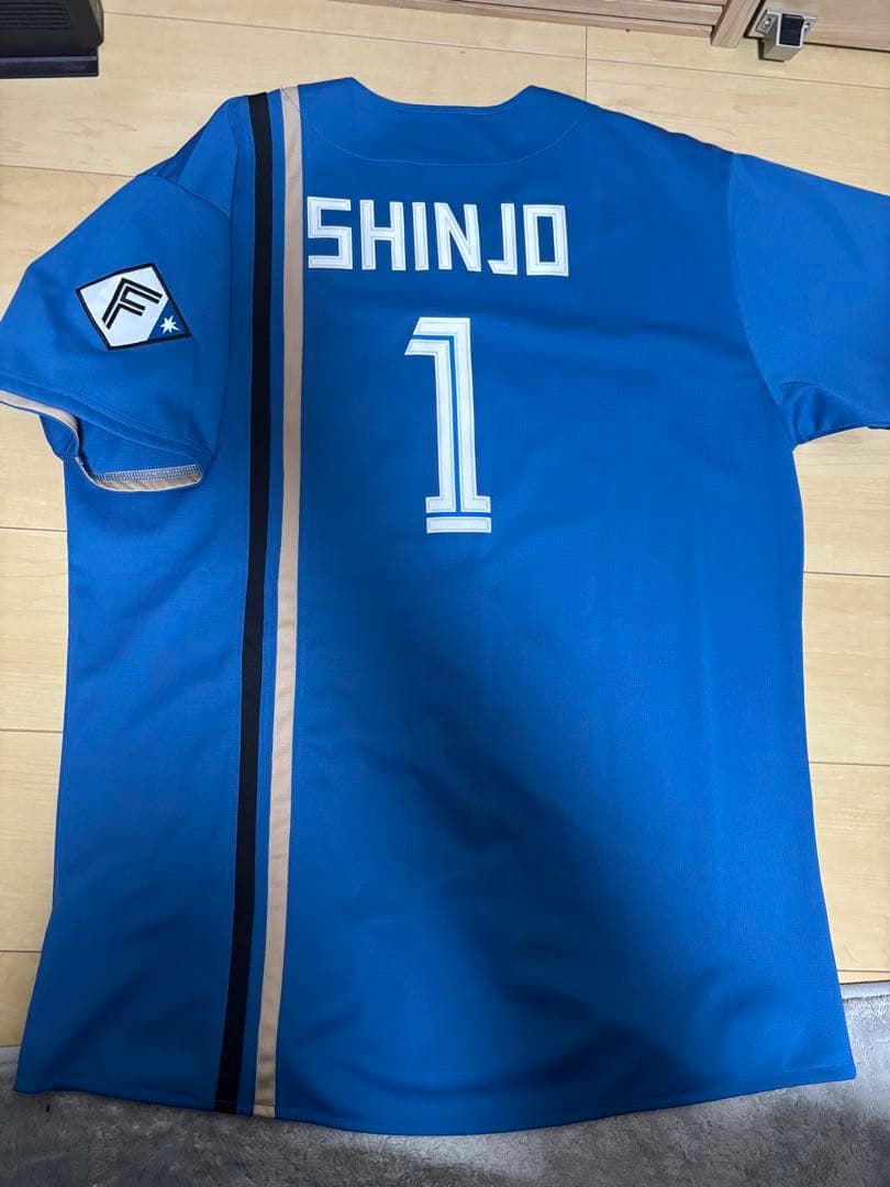 北海道日本ハムファイターズ 新庄剛志 ユニフォーム ビジター L