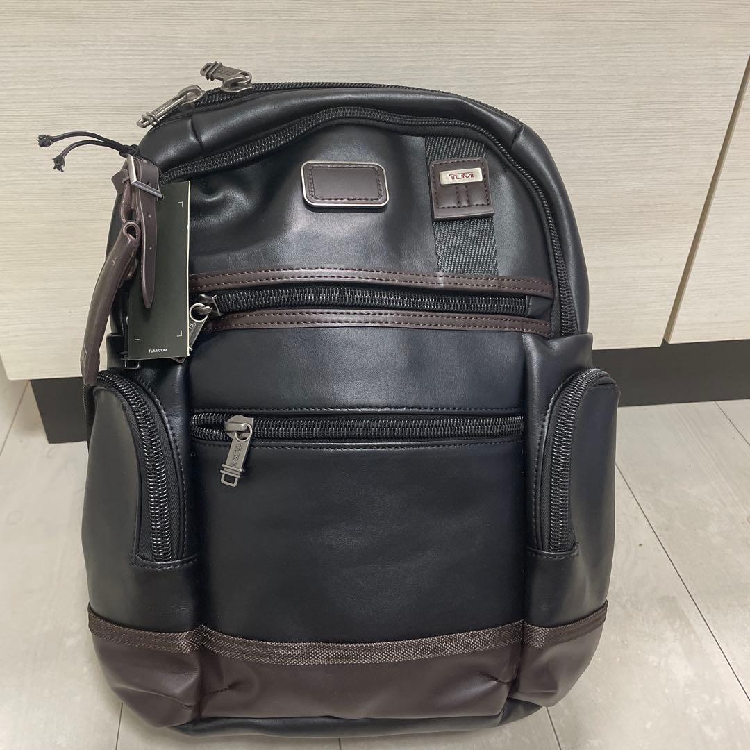 新品　TUMI VAVA ビジネスバッグ 黒/茶 レザー　BRAVO