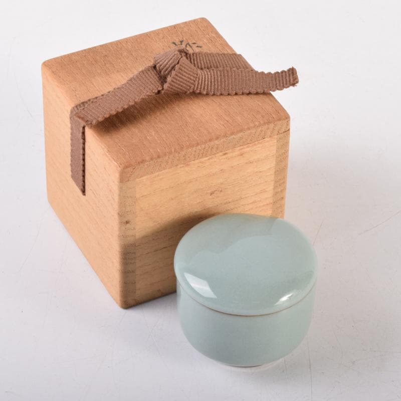 茶道具　諏訪蘇山作　青磁　桃香合　堀内宗完(兼中斎)書付　共箱　V　7191