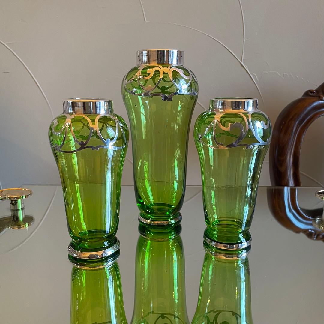 シルバーオーバーレイ　色ガラス　花瓶 アールヌーボー　フラワーベース　花器