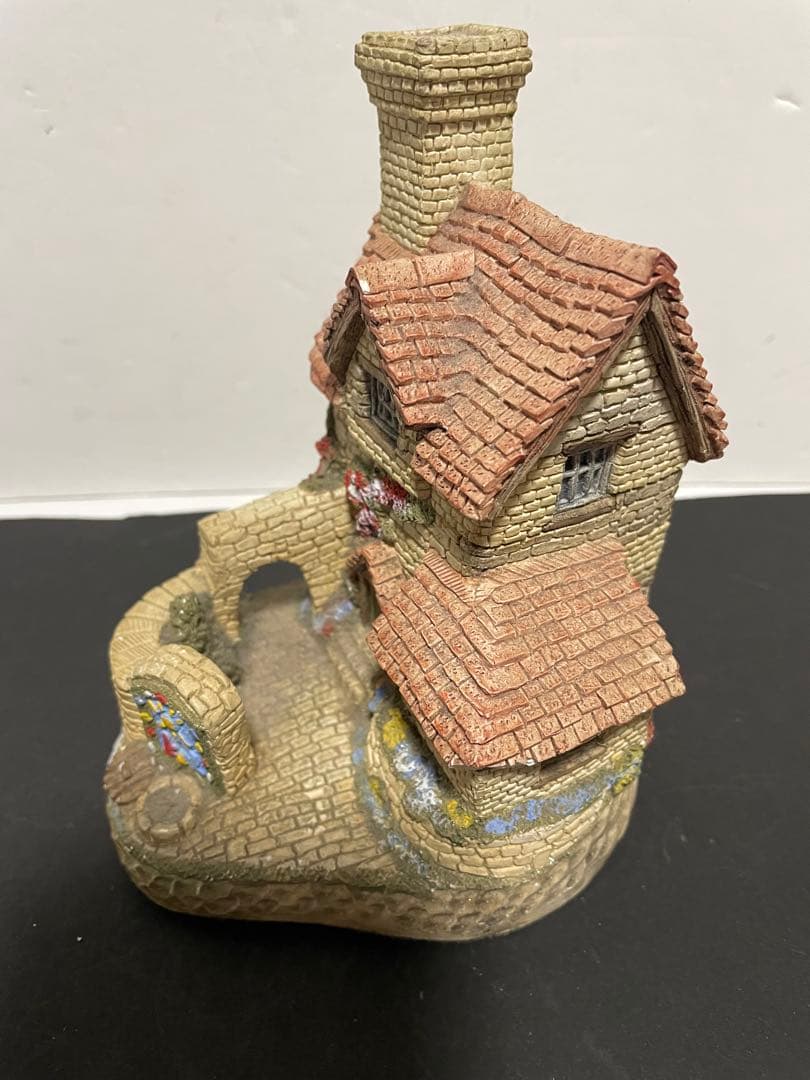 St. Anne's Well 陶器装飾品イギリス