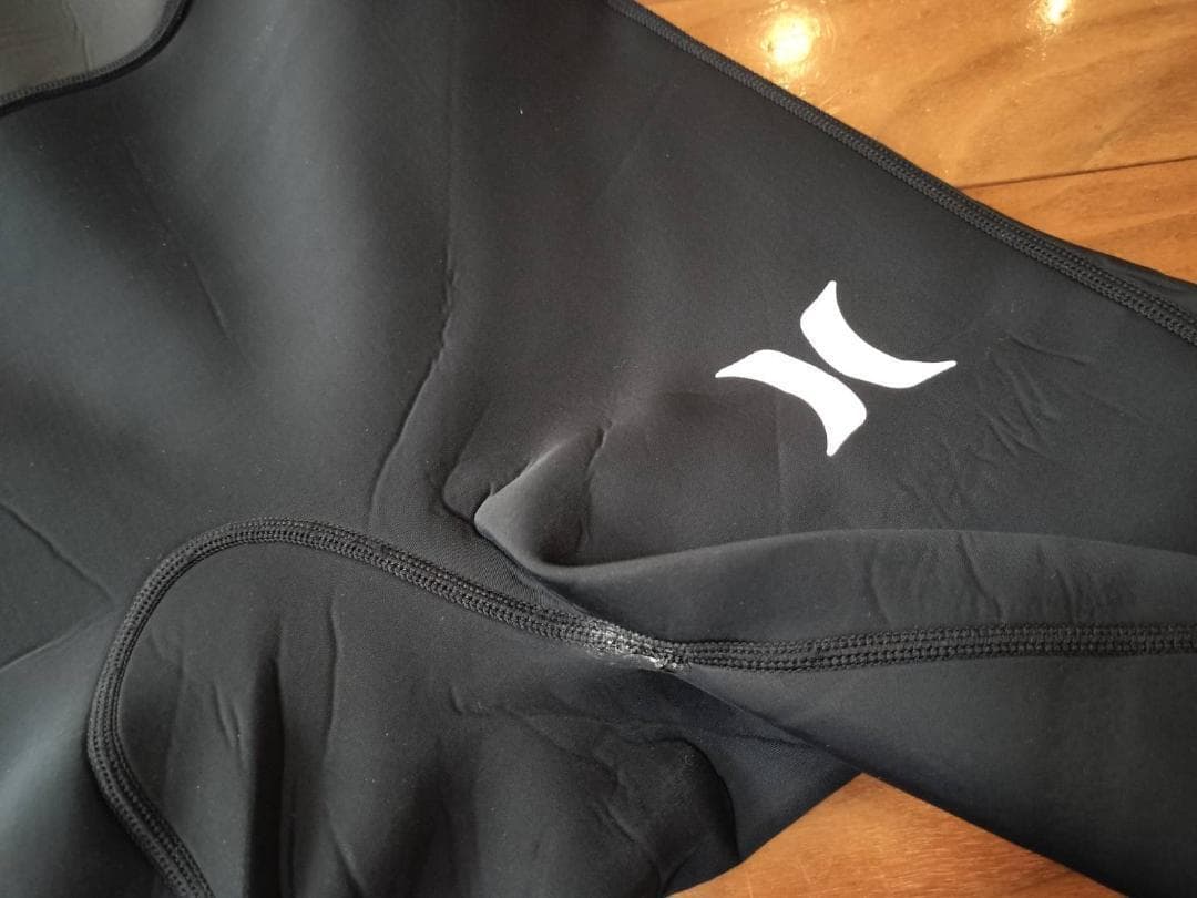 ☆訳あり　新品　　LT　ハーレー　シーガル２mm バックジップ　HURLEY